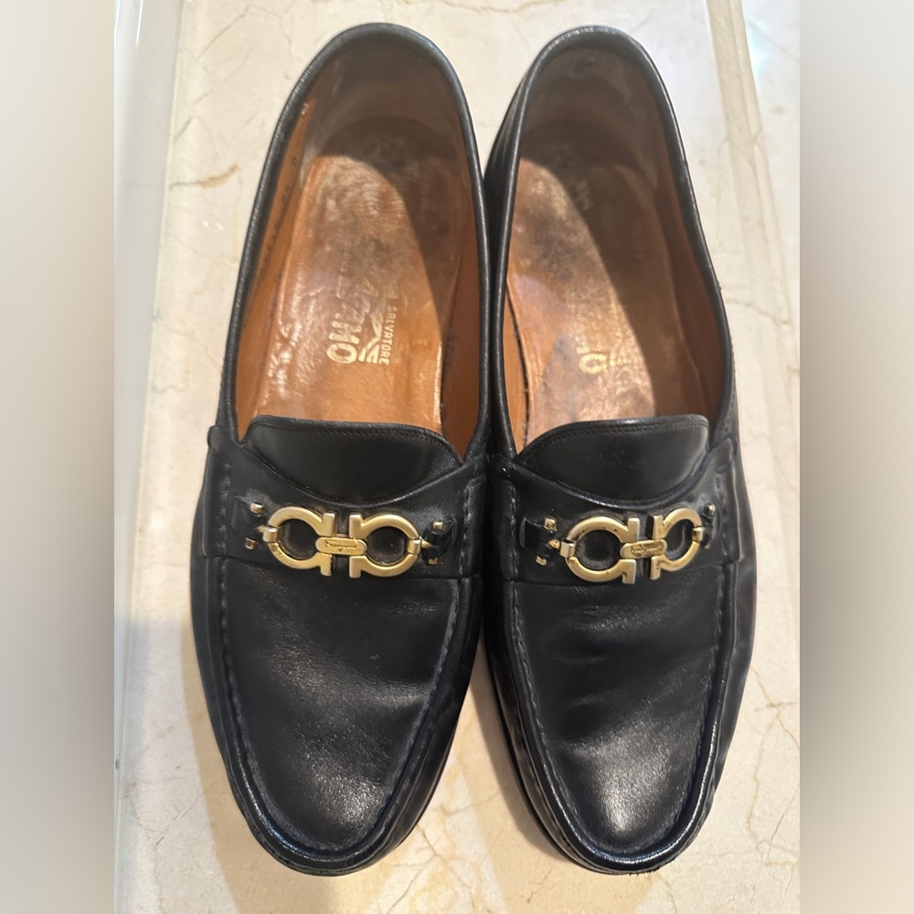SALVATORE FERRAGAMO Men’s Gancini Bit Loafers Shoes Black, Size 9.5